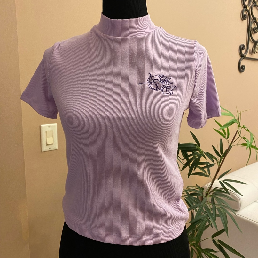 Pastel purple tee with Angel size M